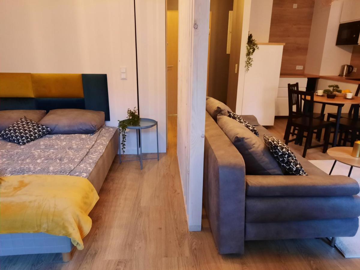Prestige Apartments Wola Kolejowa Варшава Экстерьер фото