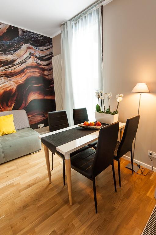 Prestige Apartments Wola Kolejowa Варшава Номер фото