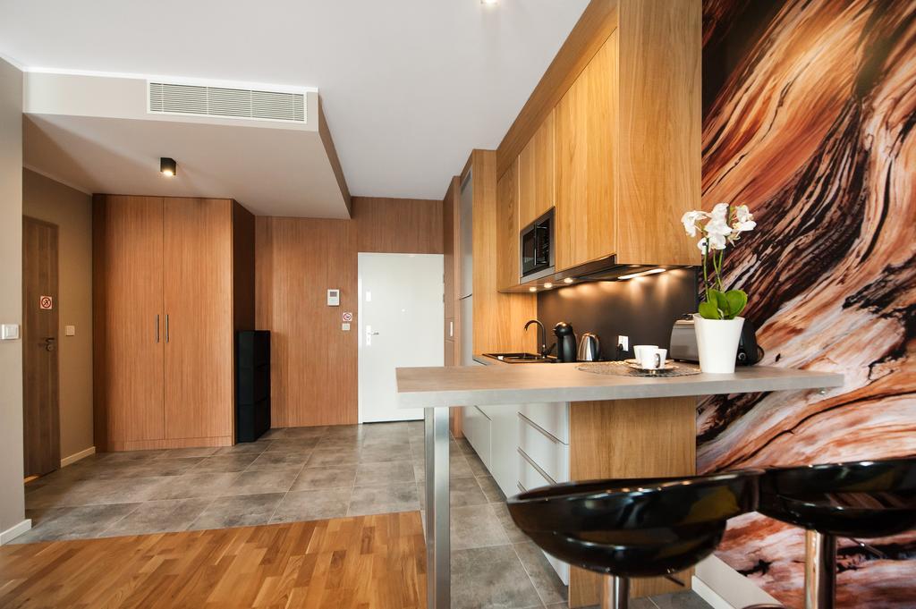Prestige Apartments Wola Kolejowa Варшава Номер фото