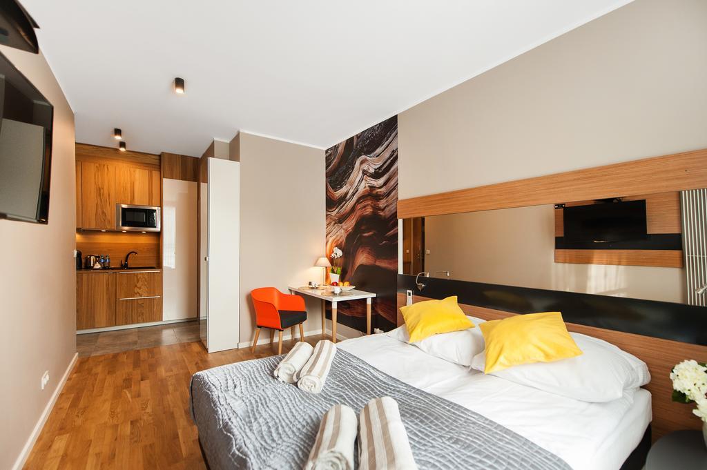 Prestige Apartments Wola Kolejowa Варшава Номер фото
